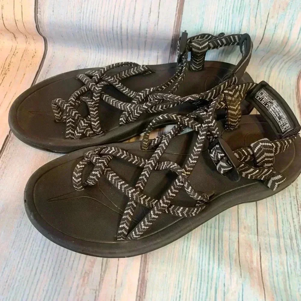 Women's Black/Grey Walking Sandals